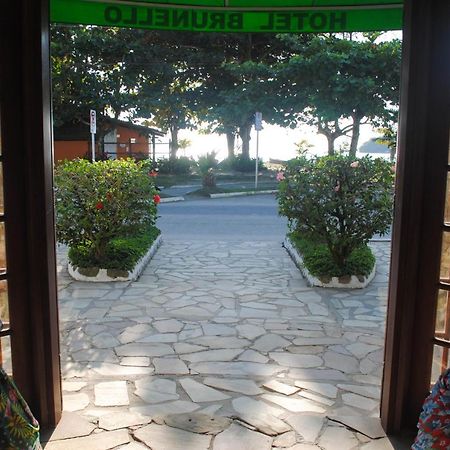 Hotelare Hotel Brunello Парати Екстериор снимка