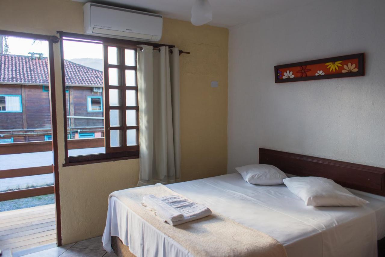 Hotelare Hotel Brunello Парати Екстериор снимка
