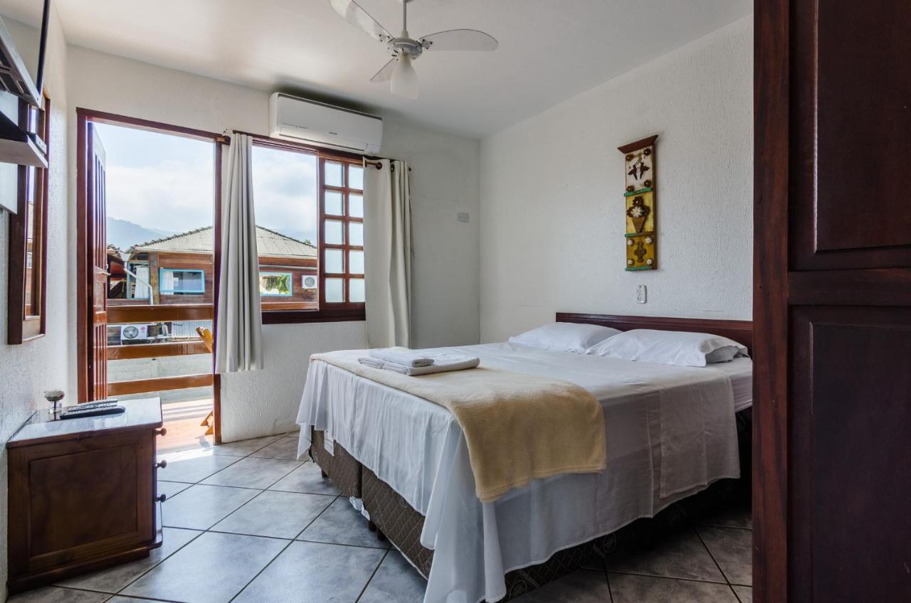 Hotelare Hotel Brunello Парати Екстериор снимка
