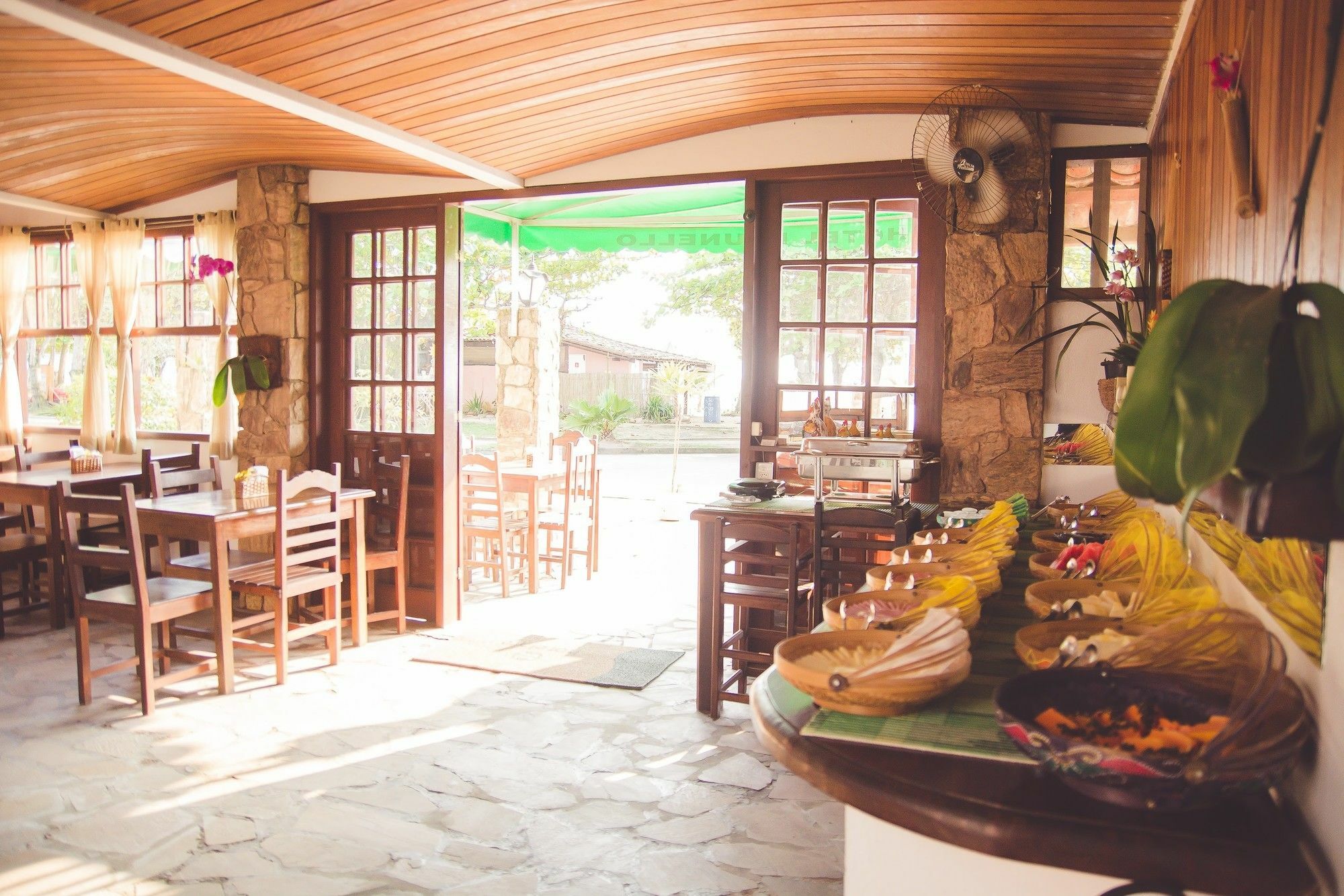 Hotelare Hotel Brunello Парати Екстериор снимка